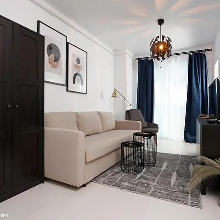 920 Apartment *