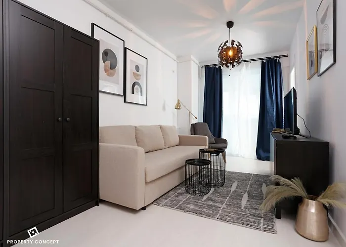 920 Apartment *